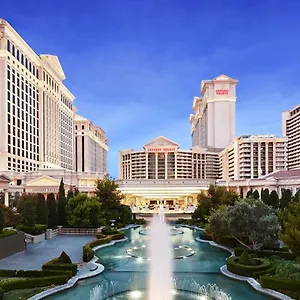 منتجع وكازينو Caesars Palace