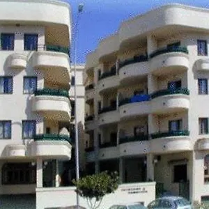 apartamentos-mediterraneo-nerja.es-andalucia.com/